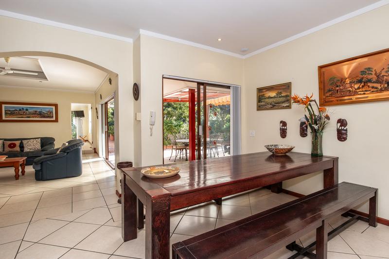 4 Bedroom Property for Sale in Bergvliet Western Cape